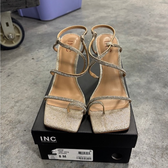 I.n.c. International Concepts Artif champagne crystals strappy heeled 8 - Picture 1 of 11